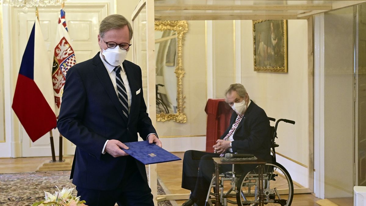Expert: Zemanova odmítnutí ministrů? Je na místě uvažovat o změně Ústavy